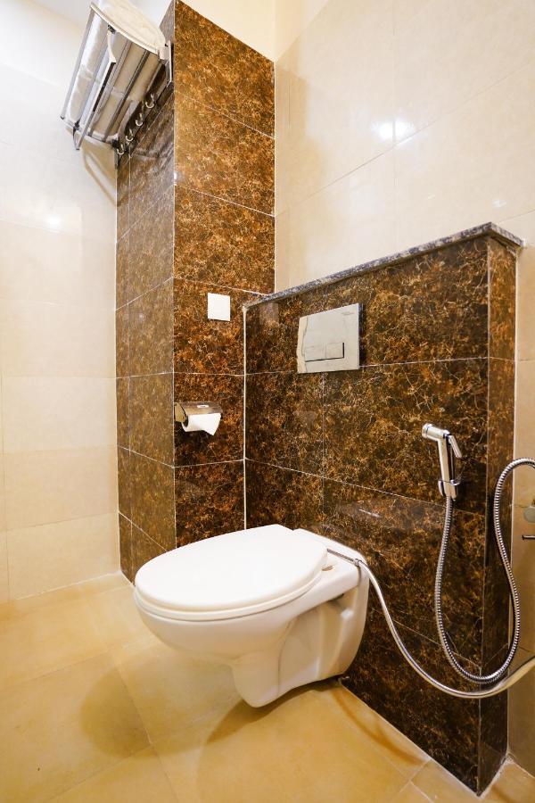 Hotel Northwind, Kharar, Mohali エクステリア 写真
