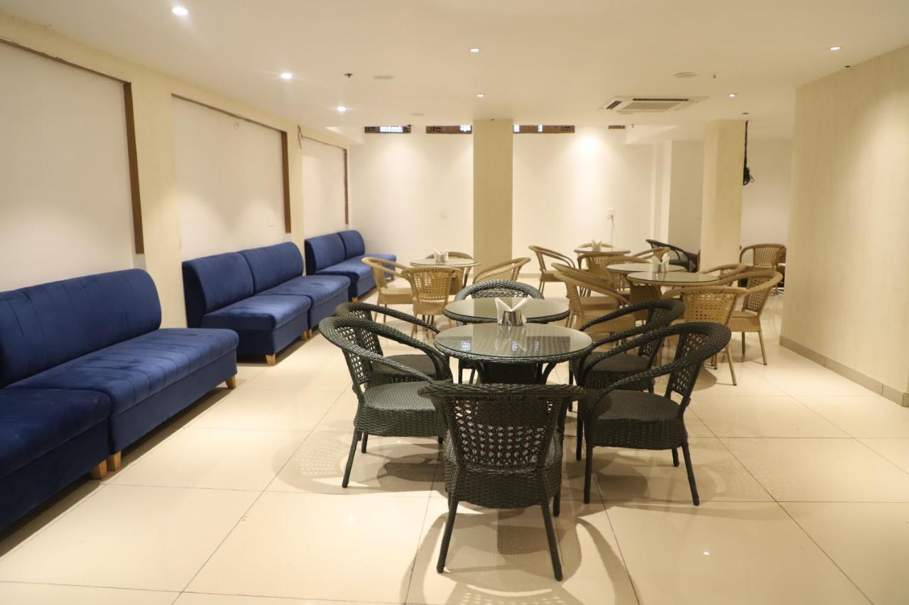 Hotel Northwind, Kharar, Mohali エクステリア 写真